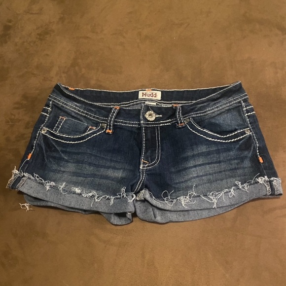 Mudd Pants - Mudd denim distressed frayed cuffed shorts